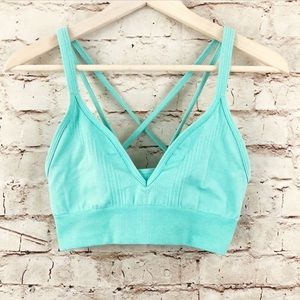 Lululemon sports bra size 4-6 appx